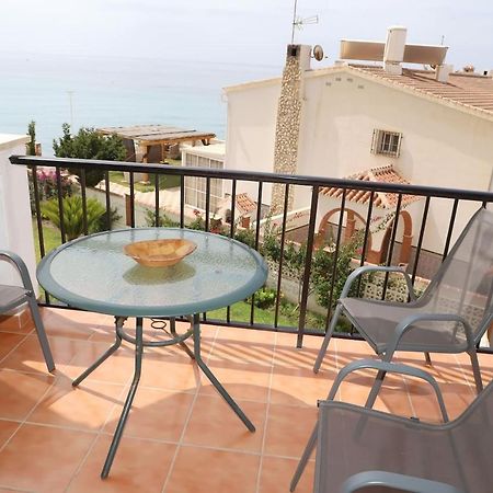 Apartamento En Nerja. Primera Linea De Playa Εξωτερικό φωτογραφία