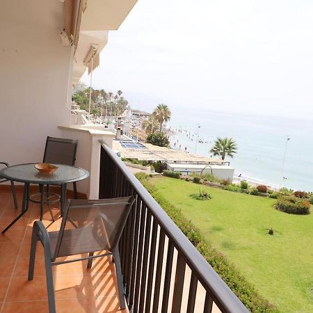 Apartamento En Nerja. Primera Linea De Playa Εξωτερικό φωτογραφία