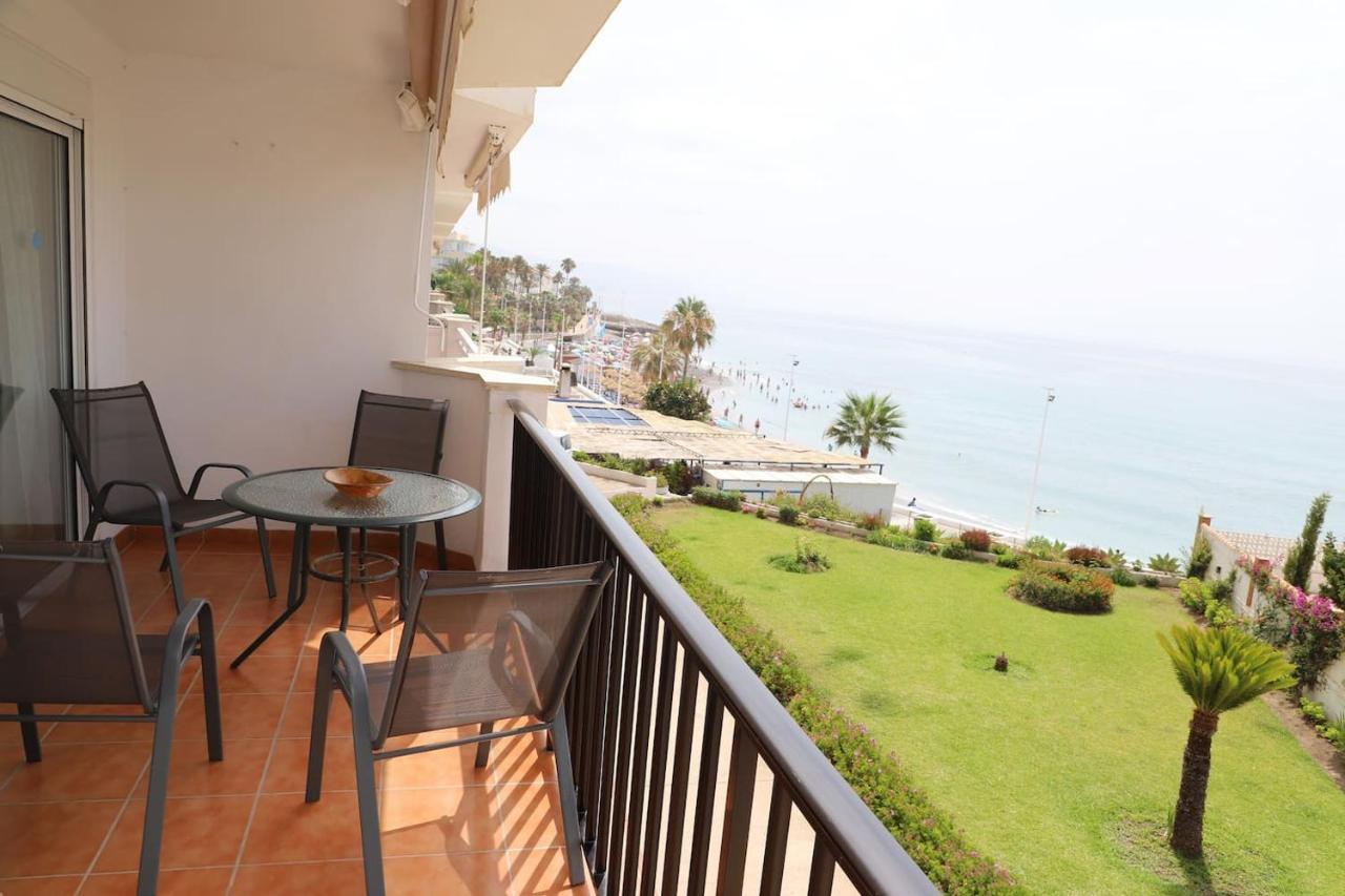 Apartamento En Nerja. Primera Linea De Playa Εξωτερικό φωτογραφία